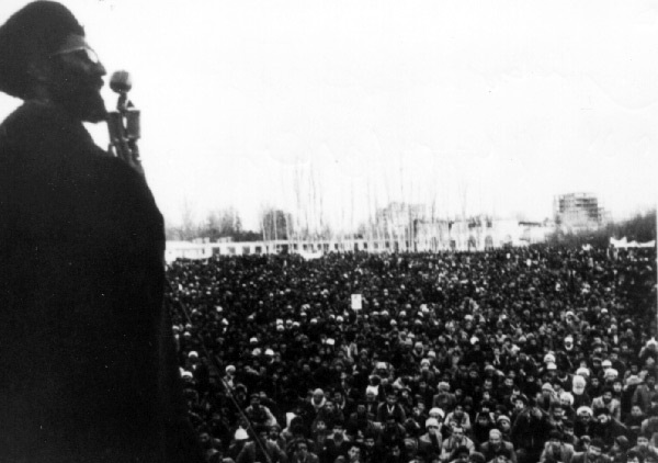 Ali Khamenei speech during Iranian revolution - Imam Reza hospital , Mashhad